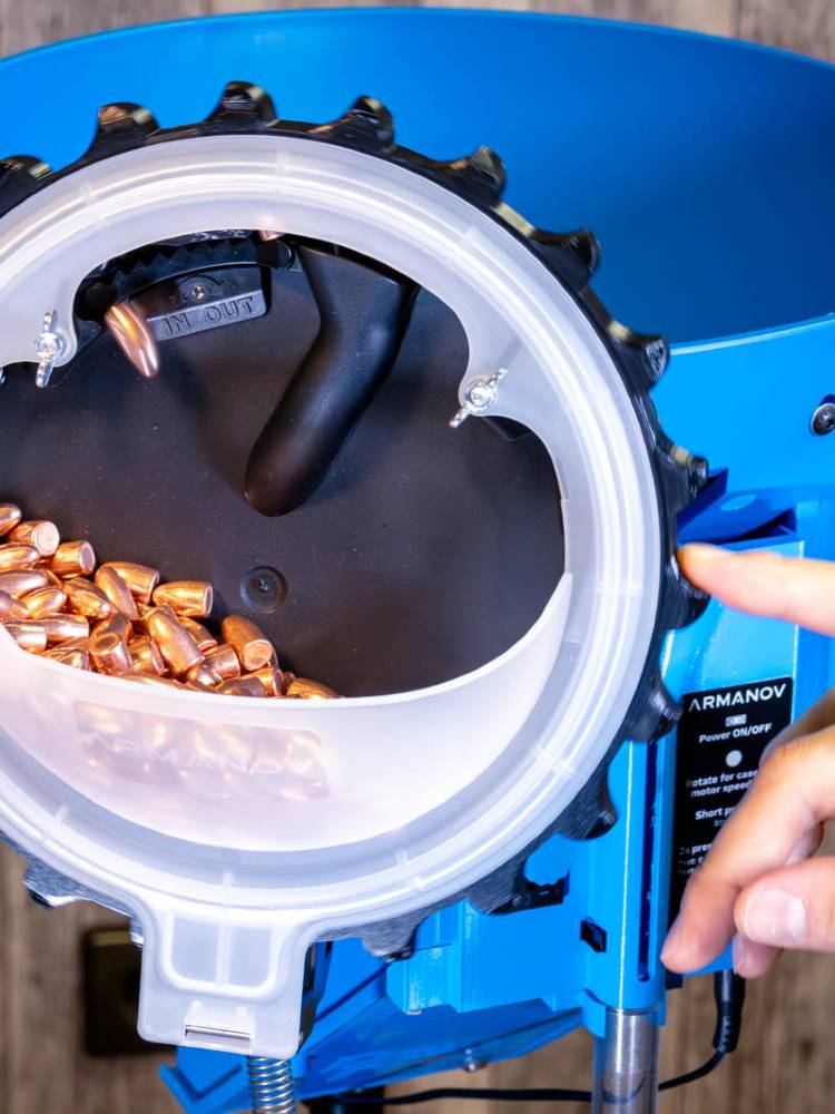 Armanov_Bullet_Feeder_Hand_Opperated